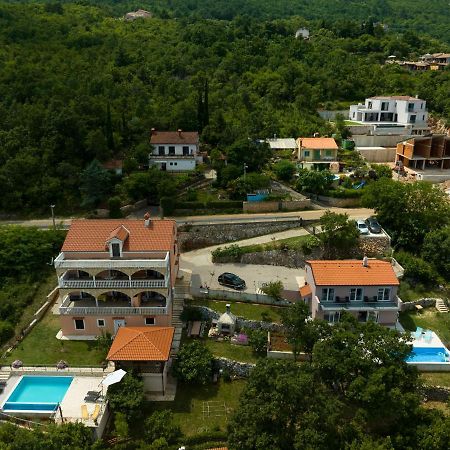 Jovich Apartments 2 Mošćenička Draga Buitenkant foto