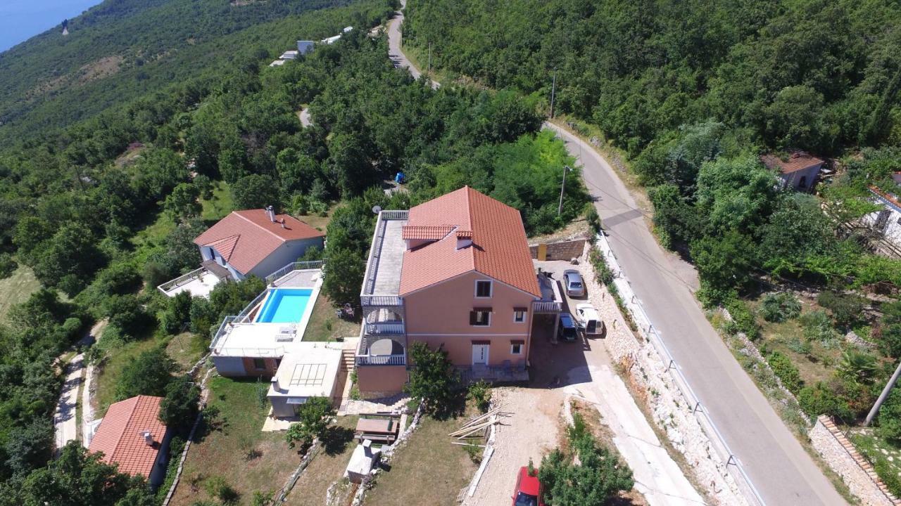 Jovich Apartments 2 Mošćenička Draga Buitenkant foto