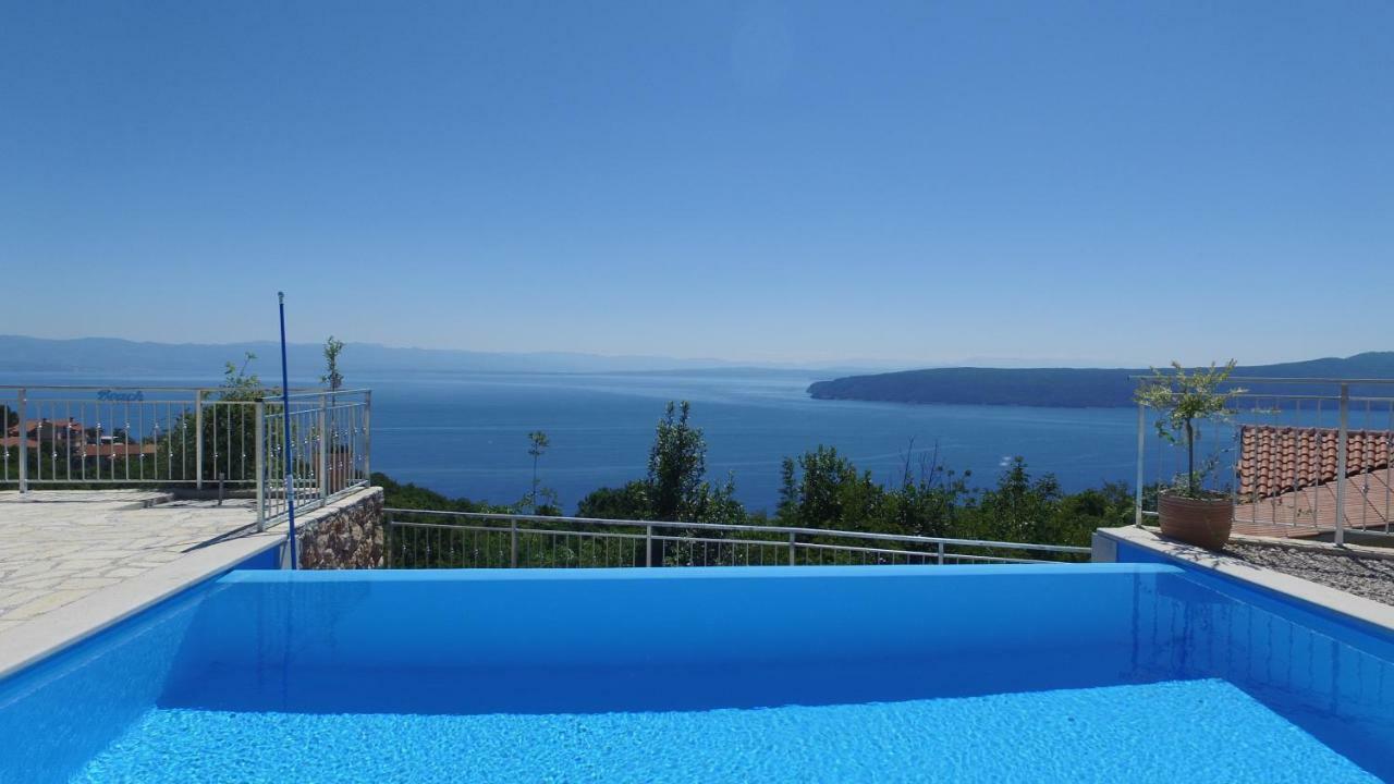 Jovich Apartments 2 Mošćenička Draga Buitenkant foto