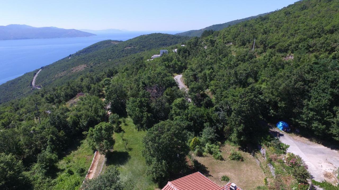 Jovich Apartments 2 Mošćenička Draga Buitenkant foto