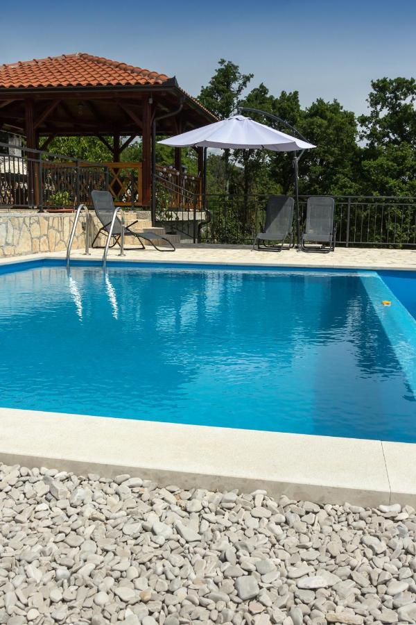 Jovich Apartments 2 Mošćenička Draga Buitenkant foto